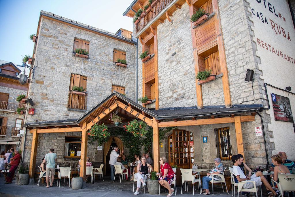 Hotel Casa Ruba Biescas  Eksteriør bilde