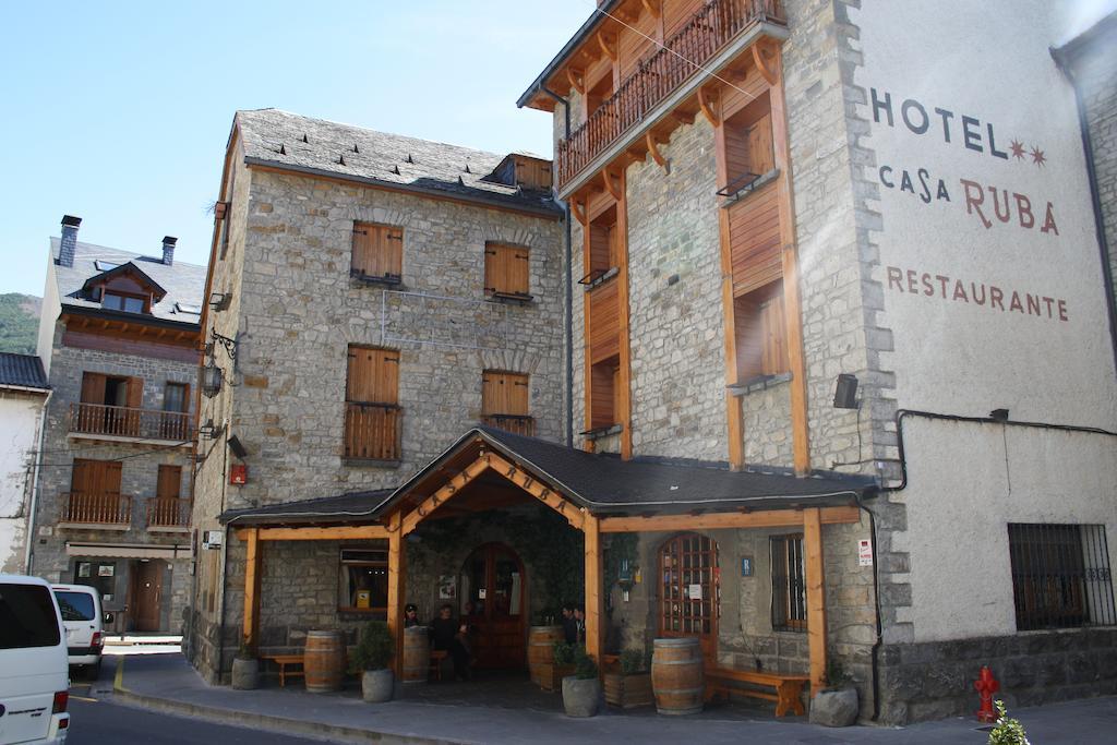 Hotel Casa Ruba Biescas  Eksteriør bilde